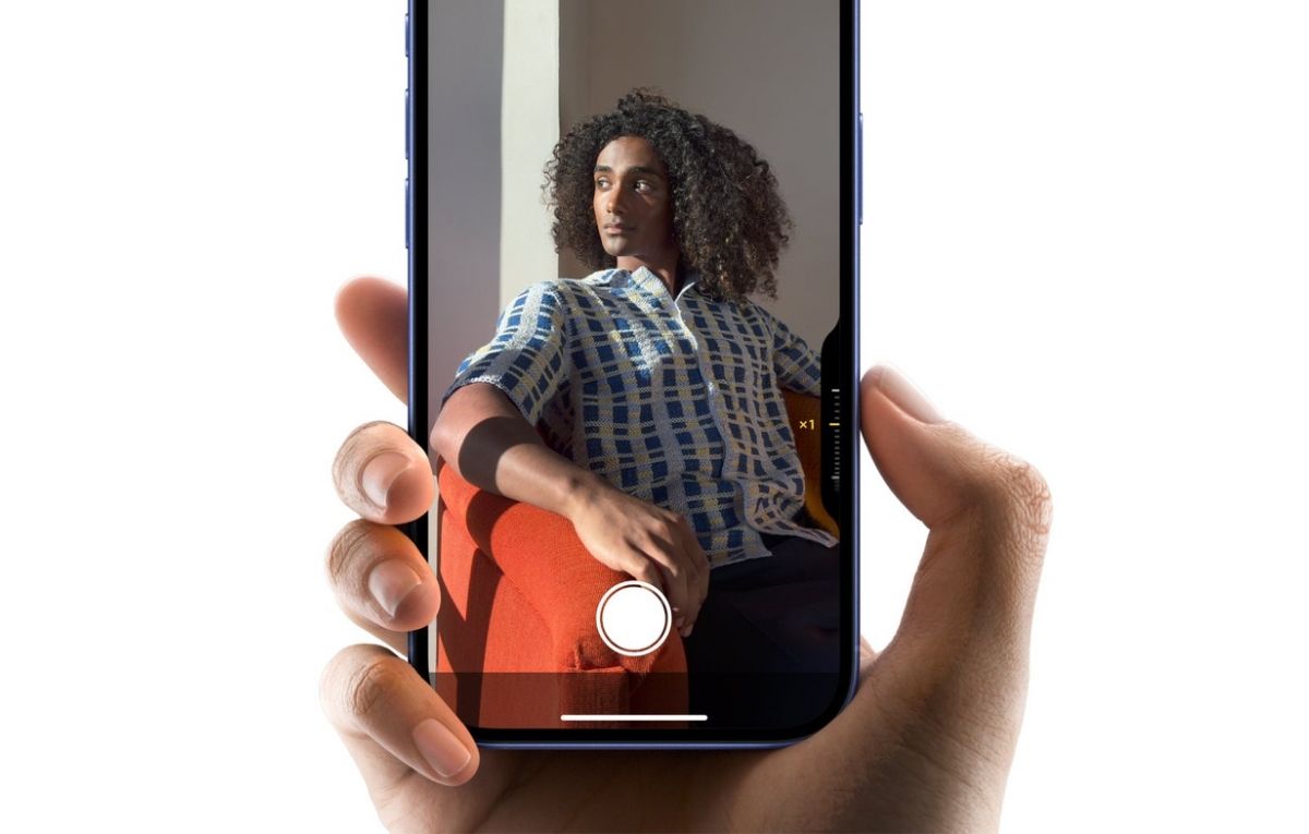 ما استخدامات زر التحكم في الكاميرا الجديد في هواتف آيفون 16؟ - موقع الخليج الان