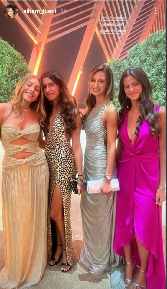 بالصور: بغاية الجمال.. نادية وغابرييلا جبران تويني تخطفا الأنظار في زفاف شقيقهما على ملكة جمال لبنان السابقة