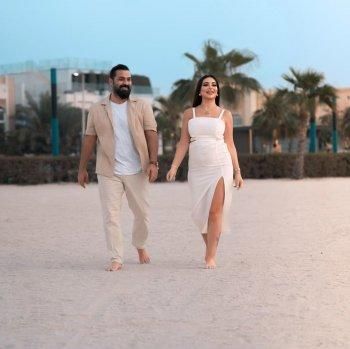 ممثل سوري يعلن حمل زوجته بمجموعة صور رومانسية للغاية..