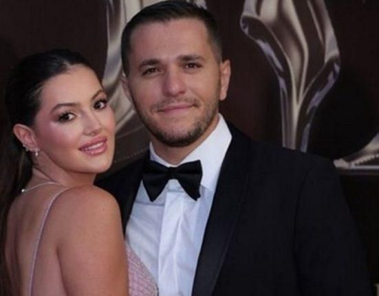 بالصور: يعمل في البورصة في قبرص.. ابنة عاصي الحلاني الصُغرى برفقة خطيبها والجمهور: “عقبالكن”