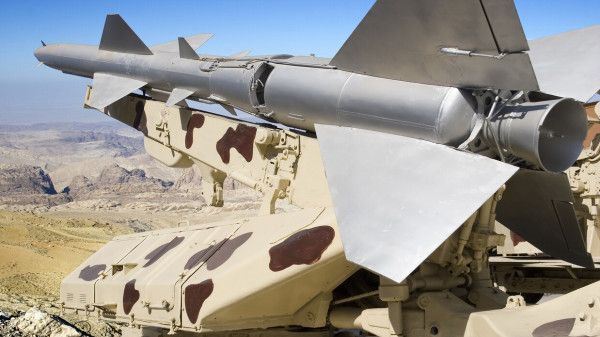 بالصور: إسرائيل تزعم رصد صواريخ باليستية في سيناء المصرية - موقع الخليج الان