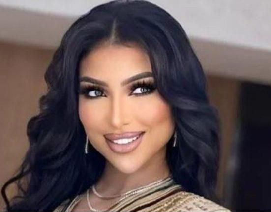 بقفطان باللونين الأسود والأخضر… ظهور جديد لابنتي دنيا بطمة بعدما كبرتا