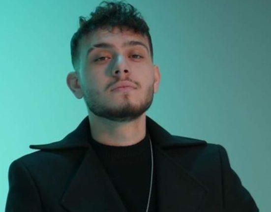 “دوالي”… بأجواء بدوية وصحراوية: الشامي يُطلق أغنيته الجديدة! (فيديو)