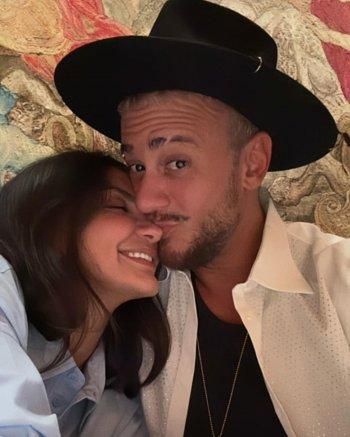 سعد لمجرد يحتفل بعيد ميلاد زوجته.. صور ورسائل رومانسية للغاية