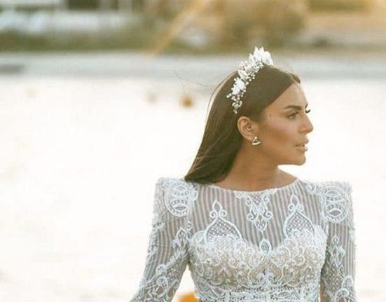 بالفيديو: ممثلة شهيرة تدخل القفص الذهبي.. عريسها منتج