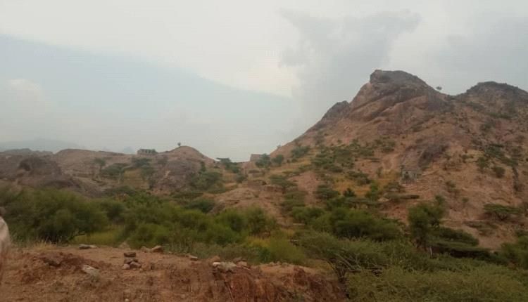 مليشيا الحوثي تستهدف فرق إغاثة النازحين في لحج