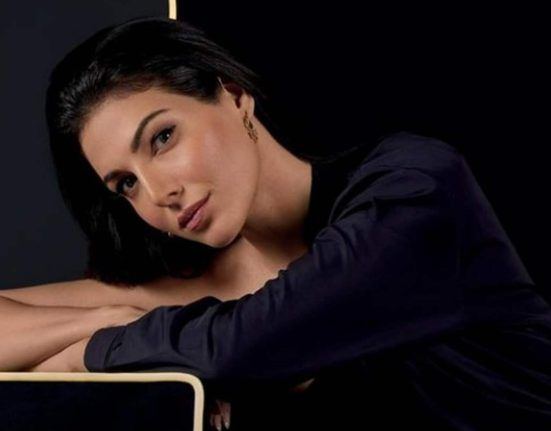 رزان جمال في صرخة ألم: “العالم تخلى عنا” (صورة)