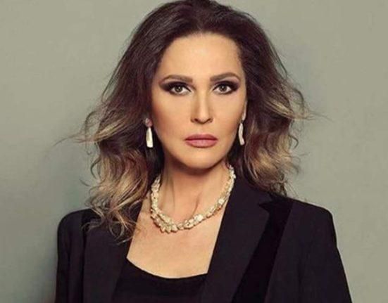 بعد التطورات الأخيرة… رلى حمادة تتوجه للبنان بالدعاء