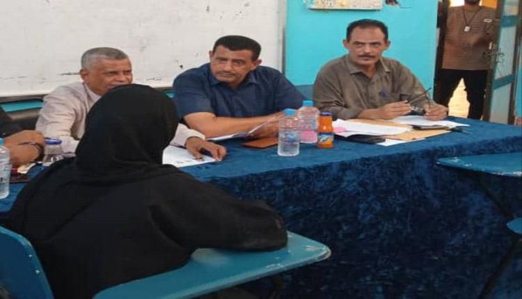 لجنة أكاديمية بكلية الإعلام بجامعة عدن تنهي إجراءات القبول للطلاب الجدد