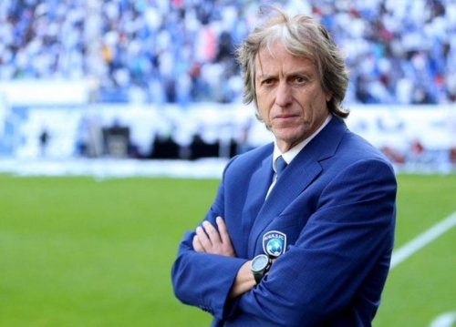 "خيسوس يتخذ هذا القرار الحاسم بعد الانتصار على الأهلي في الكلاسيكو "