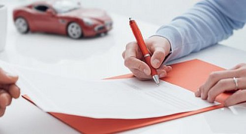 أشهر شركات التأمين على السيارات الفاخرة في السعودية