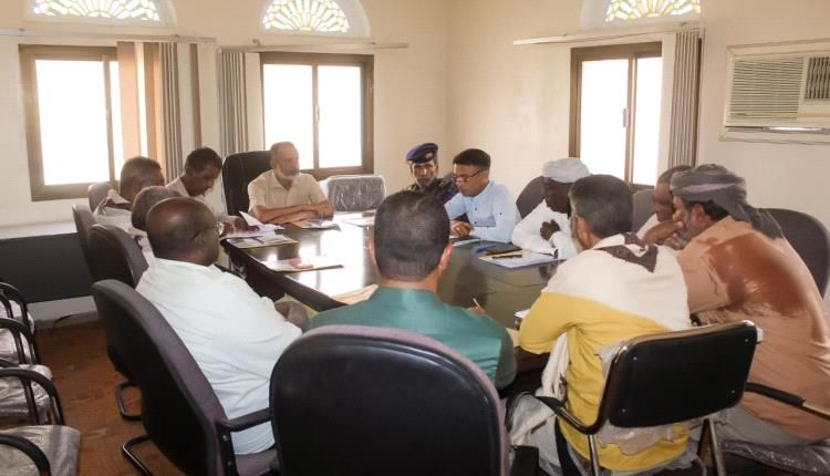 المكتب التنفيذي بمديرية بروم يعقد اجتماعه الدوري