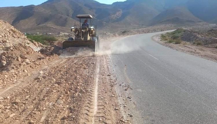 صيانة طرقات المهرة