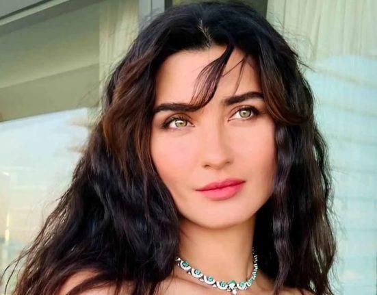 توبا بويوكوستن تقص شعرها بنفسها.. وتودع ذكرياتها القديمة