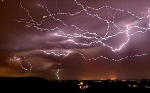 كارثة جوية تهدد بإغراق 12 دولة من ضمنها السعودية والإمارات تستمر لمدة 10 ايام .. تبدأ هذا التاريخ