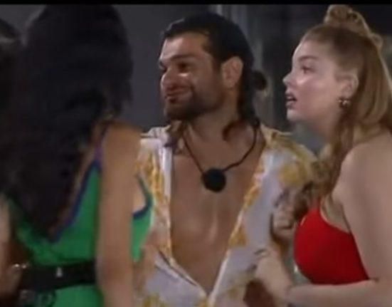 بالفيديو: تلاسن وتدافع.. “خناقة نسائية” بين مشتركتين في برنامج “قسمة ونصيب” المُثير للجدل شاهدوا ماذا حصل