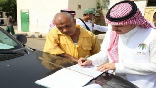 المهن المسموح العمل بها بدون كفيل فى المملكة 1446 والشروط المطلوب العمل بها