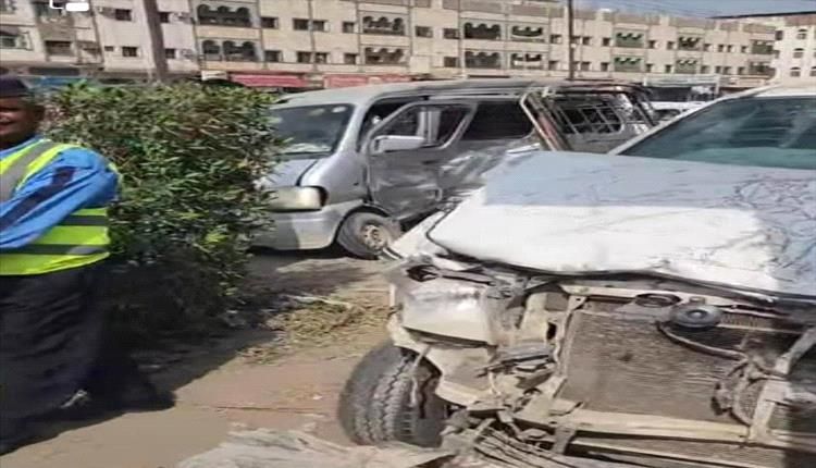 تجاوز خاطئ يتسبب في حادث مروري بدارسعد.. إصابة أربع فتيات والسائق