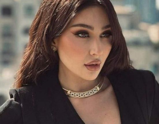 جيسي عبدو تعايد والدها الراحل بصورة قديمة للعائلة: “اشتقتلك كتير يا روحي” (صورة)