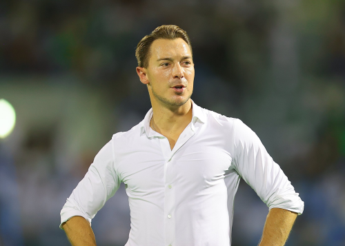 النقطة المضيئة الوحيدة | الشهري يكشف أسباب تفوق الأهلي السعودي مع يايسله على الريان القطري