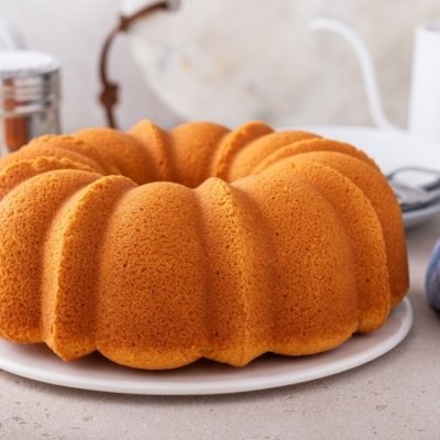 كيكة البرتقال في دقائق هشه وطرية بطعم لذيذ بمكونات اقتصادية متوفرة بخطوات بسيطة