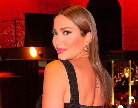 بالفيديو: بفستان مكشوف.. الممثلة السورية الشهيرة نسرين طافش تُثير الجدل في مصر شاهدوا كيف استعرضت إطلالتها