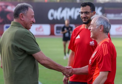 وعد الخطيب للاعبين الأهلي قبل مواجهة العين الإماراتي في بطولة كأس الإنتركونتيننتال : مكافأة خيالية