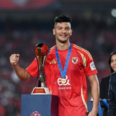 غياب أشرف داري عن مباراة الأهلي وسيراميكا كليوباترا .. وتفاصيل خطيرة حول الإصابة