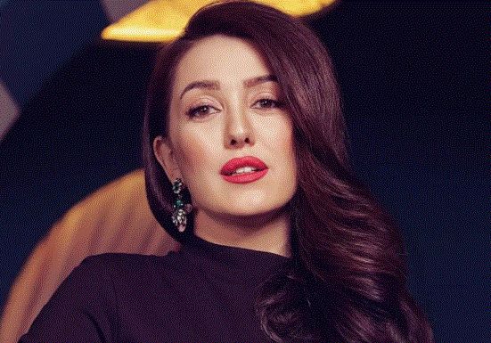 بالفيديو – كندة علوش تحتفل بعيد ميلاد ابنتها بطريقة جديدة