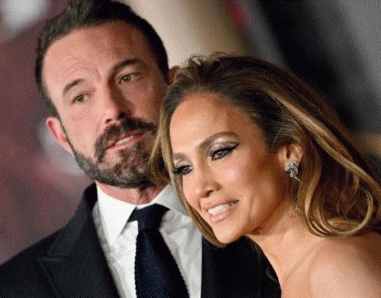 بن أفليك يفاجئ المتابعين بما قاله عن جينيفر لوبيز