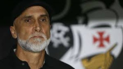 مفاجأة مدوية إقالة عاجلة لأحد مدربي دوري روشن