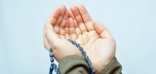 دعاء تسهيل الرزق والمال .. " يا ذا الجلال والإكرام أسألك باسمك العظيم الأعظم أن ترزقني رزقًا واسعًا حلالًا طيبًا