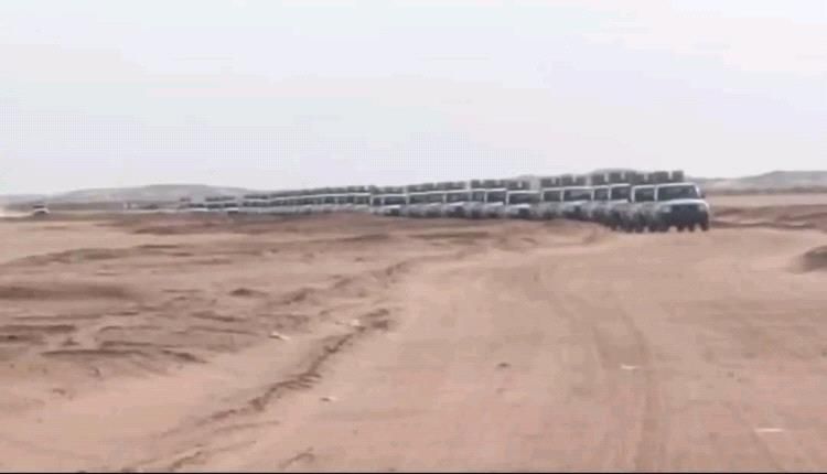 عاجل / قدوم تعزيزات عسكرية من درع الوطن إلى سيئون وتوزيع السلاح الثقيل (مُحدث)