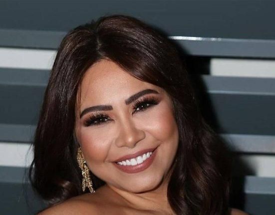 رسالة مؤثرة من “شيرين عبد الوهاب” لهذا الرجل: “أنت حبيبي وروحي”