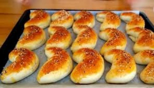 عجينة فطيرة الجبنة الدايبة طرية قطنية مع طعم خرافي حاجة لذيذة تتعمل في دقايق جربوها وهتنبهروا بالطعم