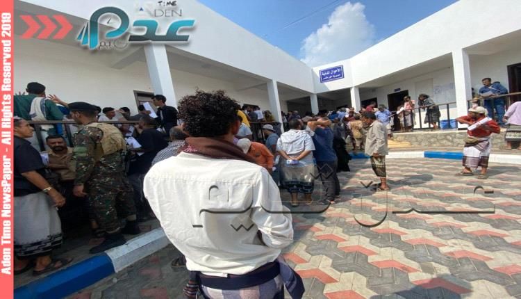 مواطنون في خور مكسر يشكون من الازدحام الشديد في مبنى الأحوال المدنية