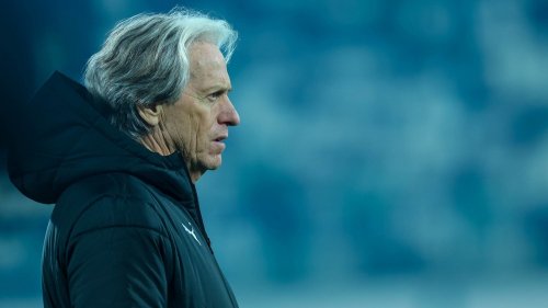 رد على أمنية إيمينالو!! الحربي ينفجر بسبب تصريحات مدرب الهلال السعودي على التحكيم