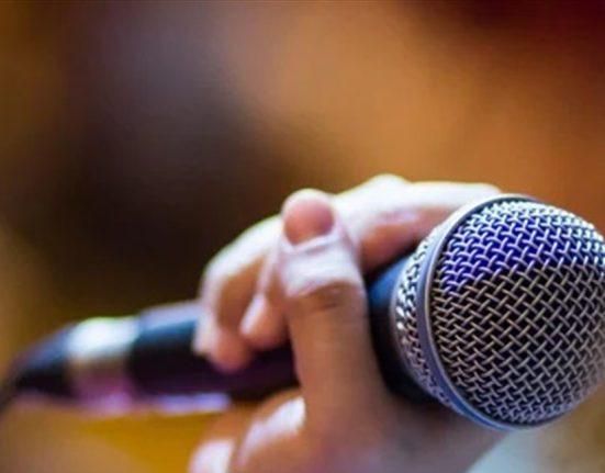 بشكل مفاجئ.. فنان شهير يكشف لأول مرّة عن موعد خطوبته