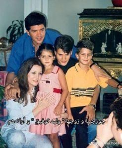 بالصور: خمنوا هوية هذه الشابة.. تعد أجمل مشهورة في تاريخ لبنان!