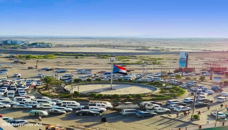 عاجل/ إغلاق مفاجئ لجولة كالتكس بعدن وشلل مروري عام