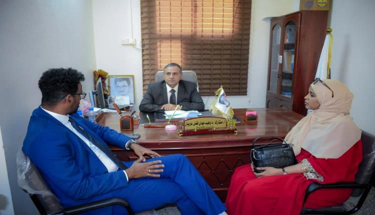 تعاون بين جامعة ومؤسسة الدعم الدولي الأوروبية