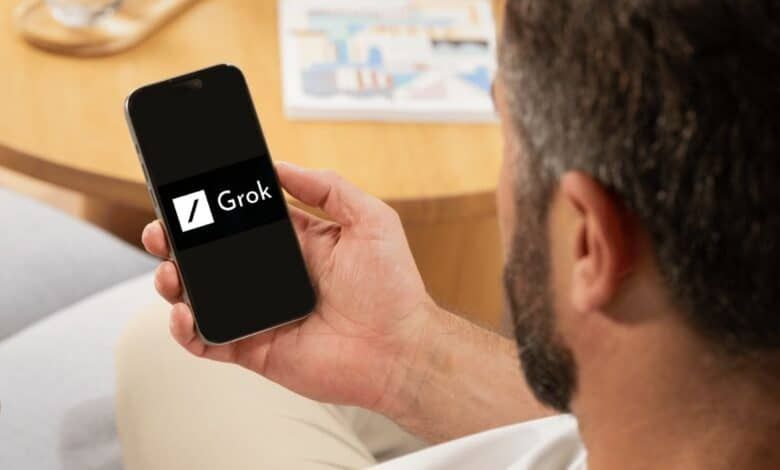 xAI تطلق تطبيق الذكاء الاصطناعي Grok لهواتف آيفون - موقع الخليج الان
