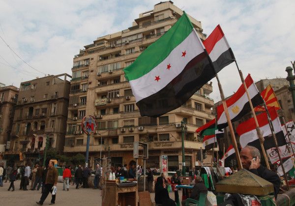 القاهرة تجري أول اتصال رسمي مع الإدارة السورية الجديدة - موقع الخليج الان