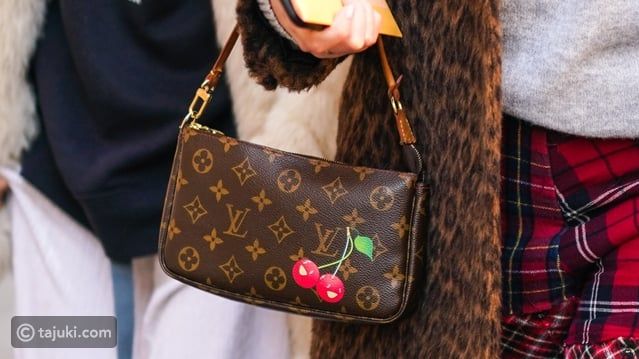 لويس فويتون تعيد إصدار مجموعة حقائب 2003