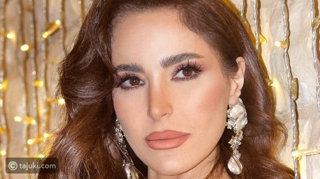 4 إطلالات جمالية للنجمات في نهاية العام تأسر القلوب