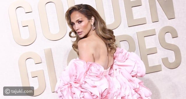 من الأجمل بالوردي جنيفر لوبيز أم مارجوت روبي؟