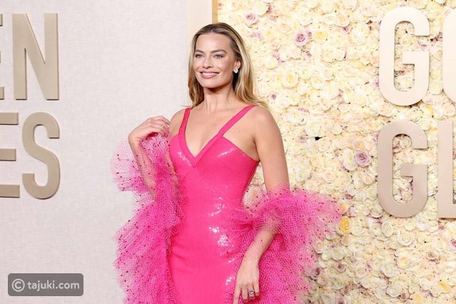 الفساتين اللامعة تخطف الأنظار في جولدن جلوب 2024