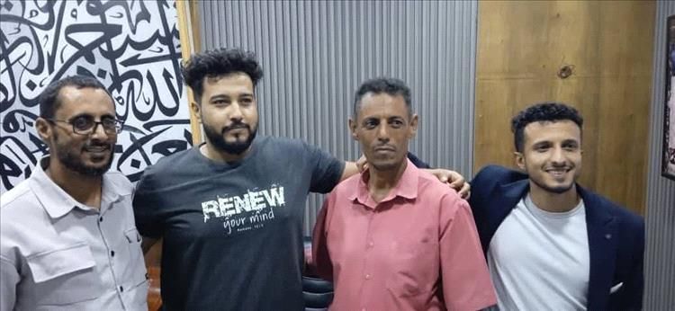 قناة عدن المستقلة تنهي اللغط الدائر وتستضيف التربوي "آفاق" .. صور