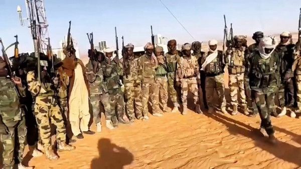 "الدعم السريع" يعلن السيطرة على المثلث الحدودي مع مصر وليبيا بعد انسحاب الجيش السوداني - موقع الخليج الان