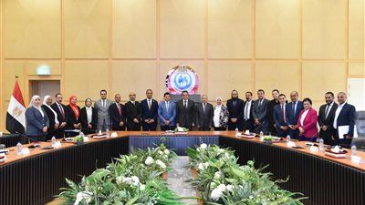 وزير الصحة يعقد لقاءً موسعًا مع لجنة الصحة والسكان بنموذج محاكاة مجلس الشيوخ بوزارة الشباب والرياضة - الخليج الان